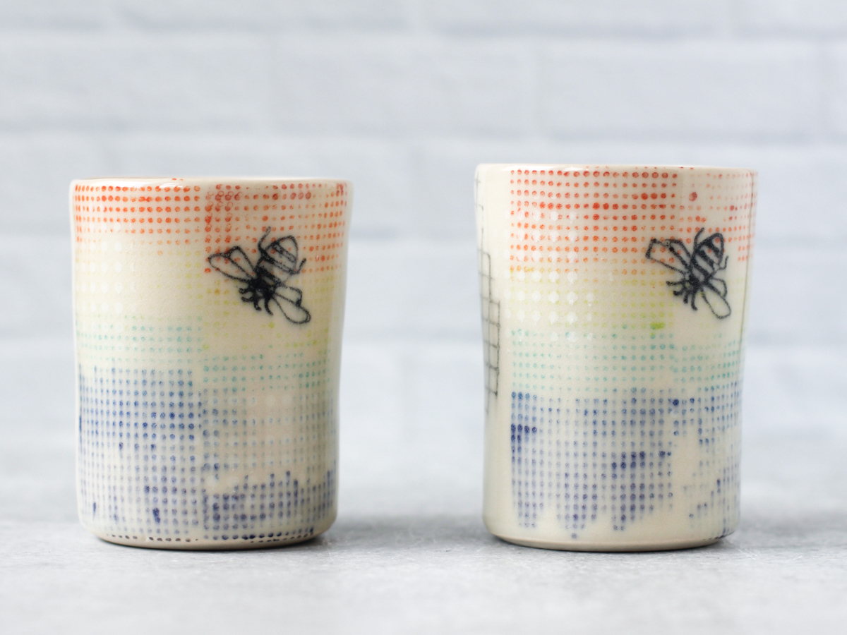bee pattern cups
